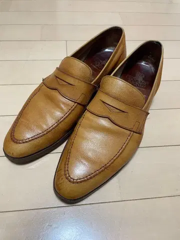 Crockett & Jones 페니 로퍼 라이트 브라운