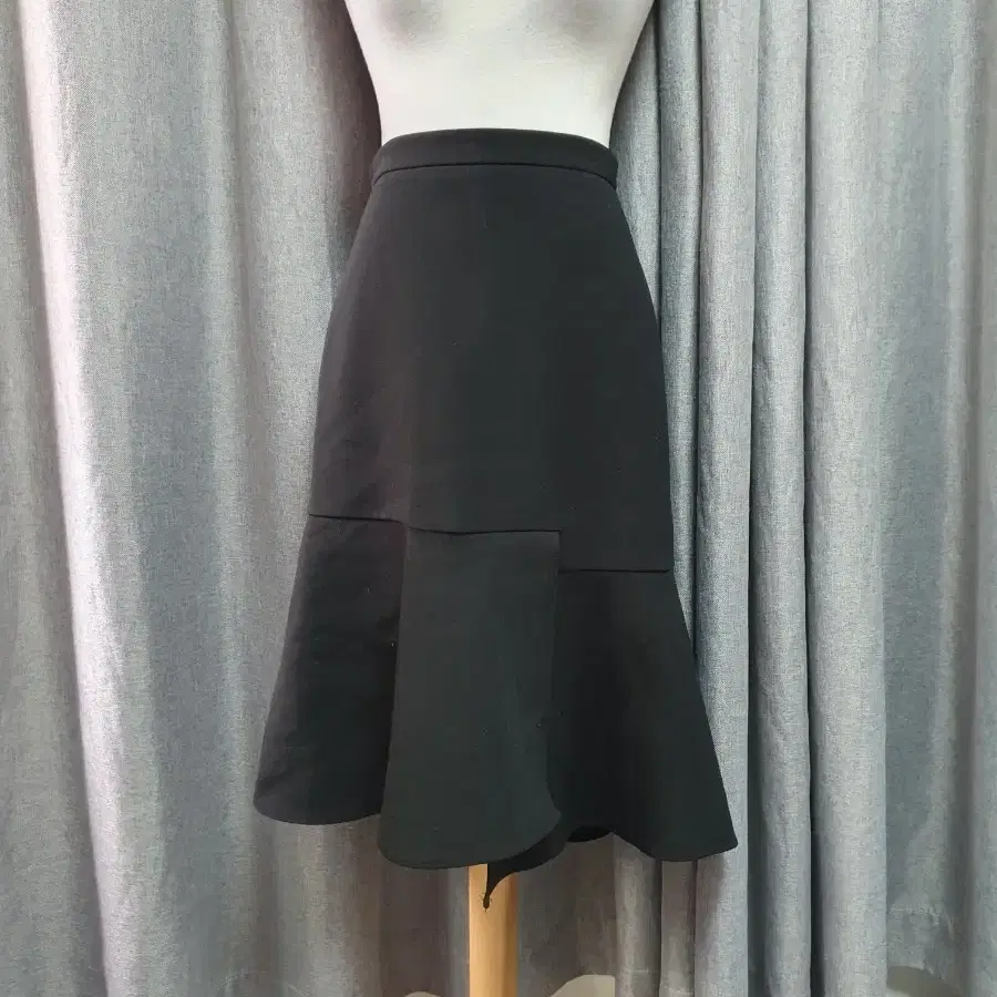 55리스트 머메이드 스커트