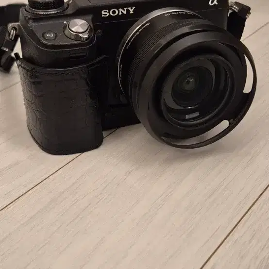 소니 nex-6 미러리스 팝니다 A급