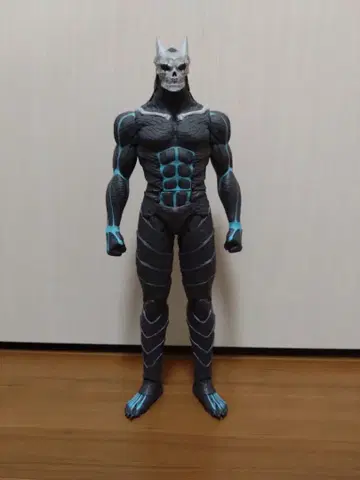 괴수 8호 피규어