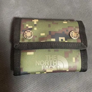 THE NORTH FACE 카모플라쥬 3단 폴더형 지갑