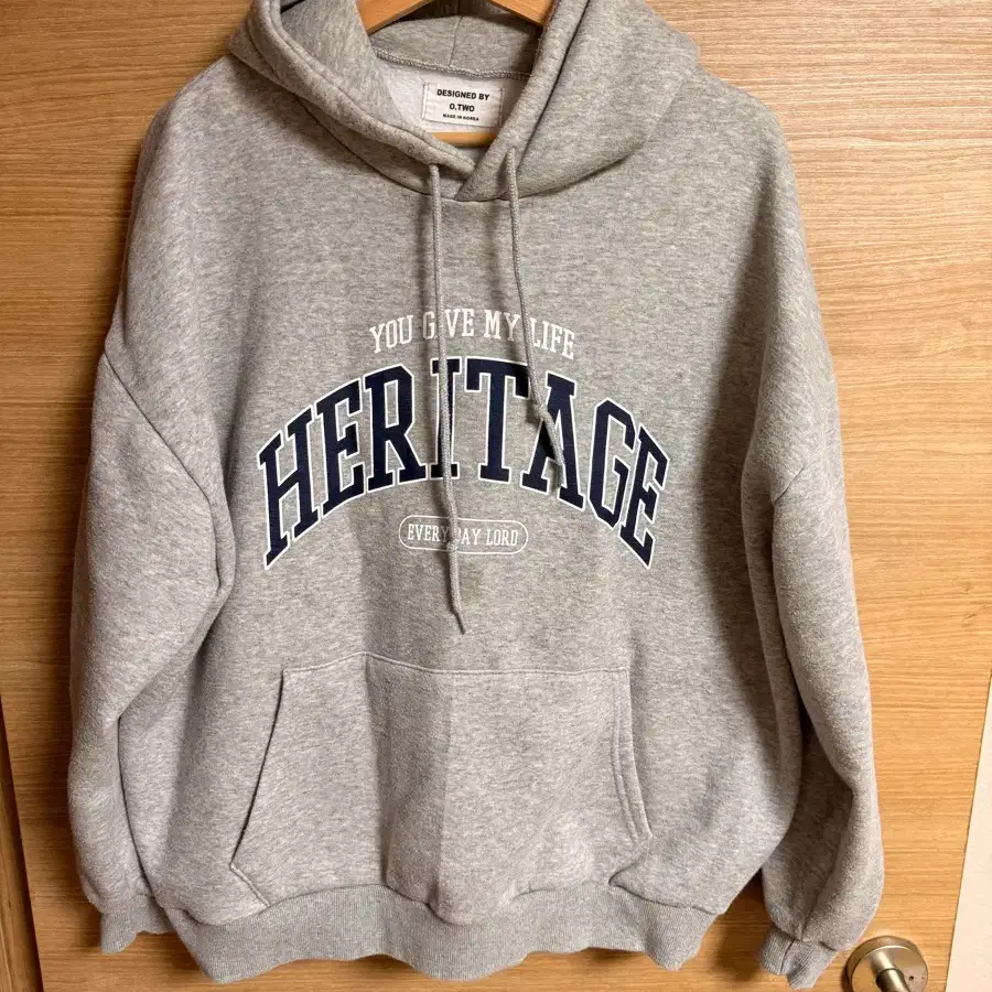 [F] 헤리티지 그래픽 후드 그레이