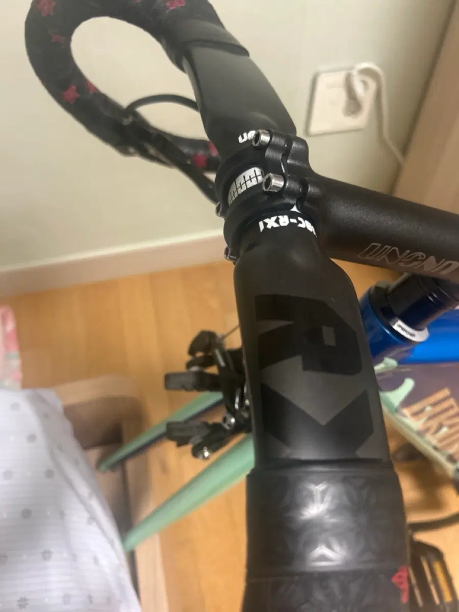 언노운 rx1 수퍼카츠 찐 바테입