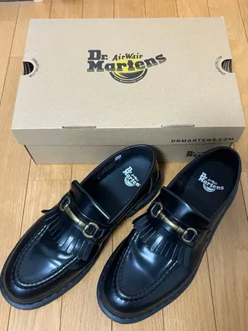 [ 새상품급 ] 닥터마틴 ADRIAN SNAFFLE UK9 블랙