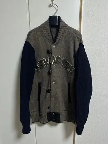 sacai 니트 바시티 자켓 23-02985M