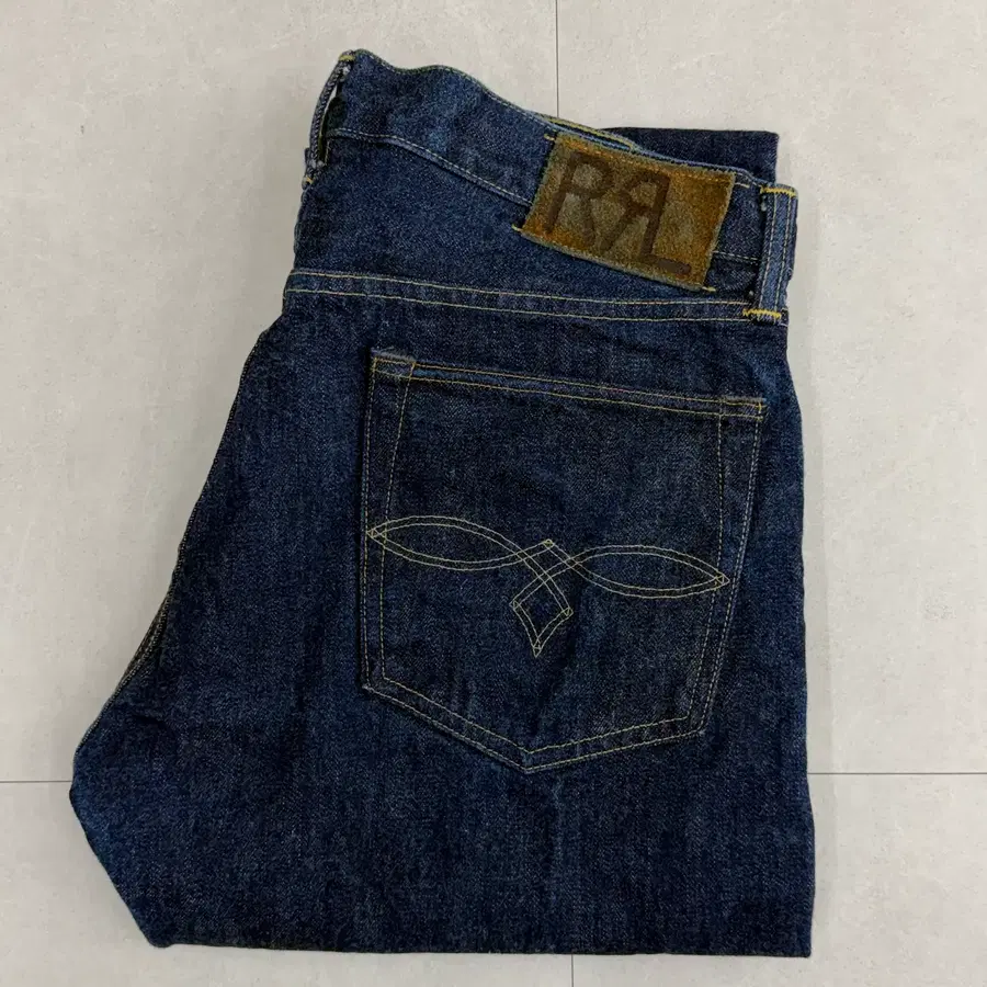 RRL 셀비지 데님 팬츠 판매합니다. 33*30사이즈