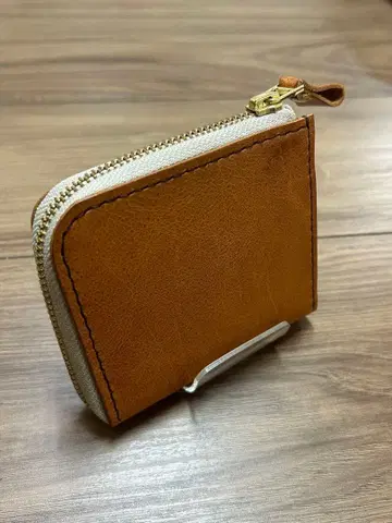라운드 숏 핸드메이드 몬테베르디