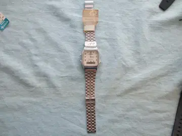157 새상품 CASIO ILLUMINATOR 손목시계 본체