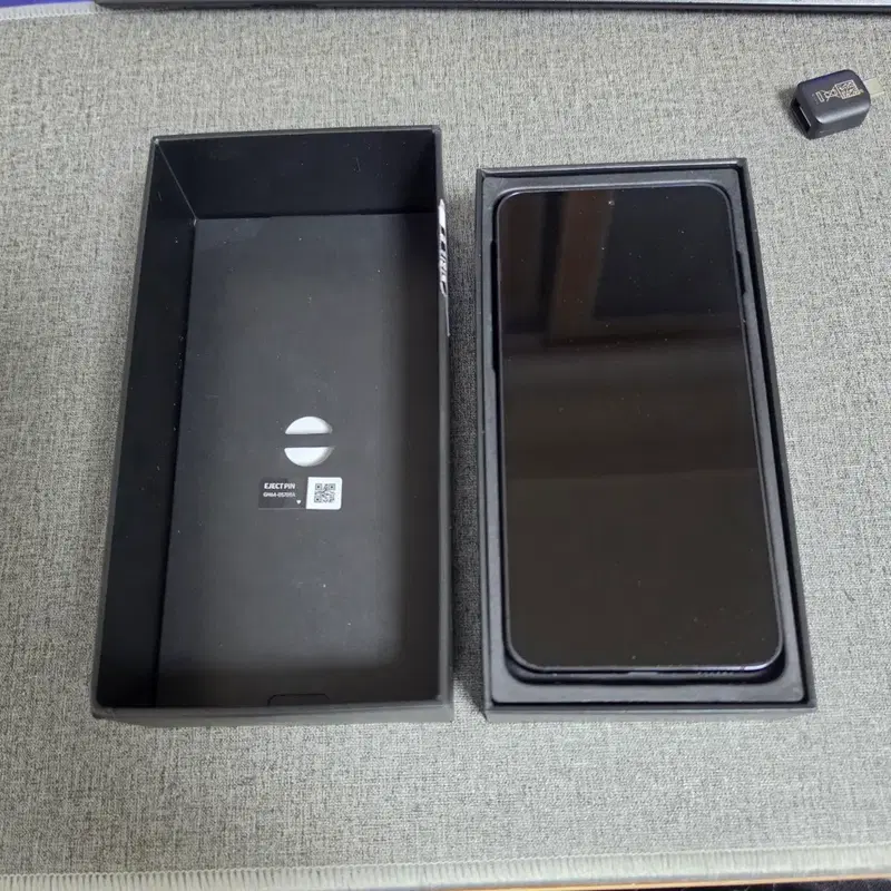 갤럭시 s23 팬텀 블랙 512gb 자급제 박스, 삼성 케어 플러스