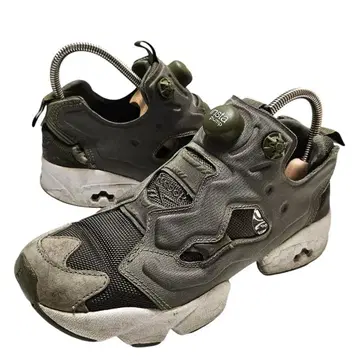 한정 컬러 [Reebok] INSTAPUMP FURY 23.5cm