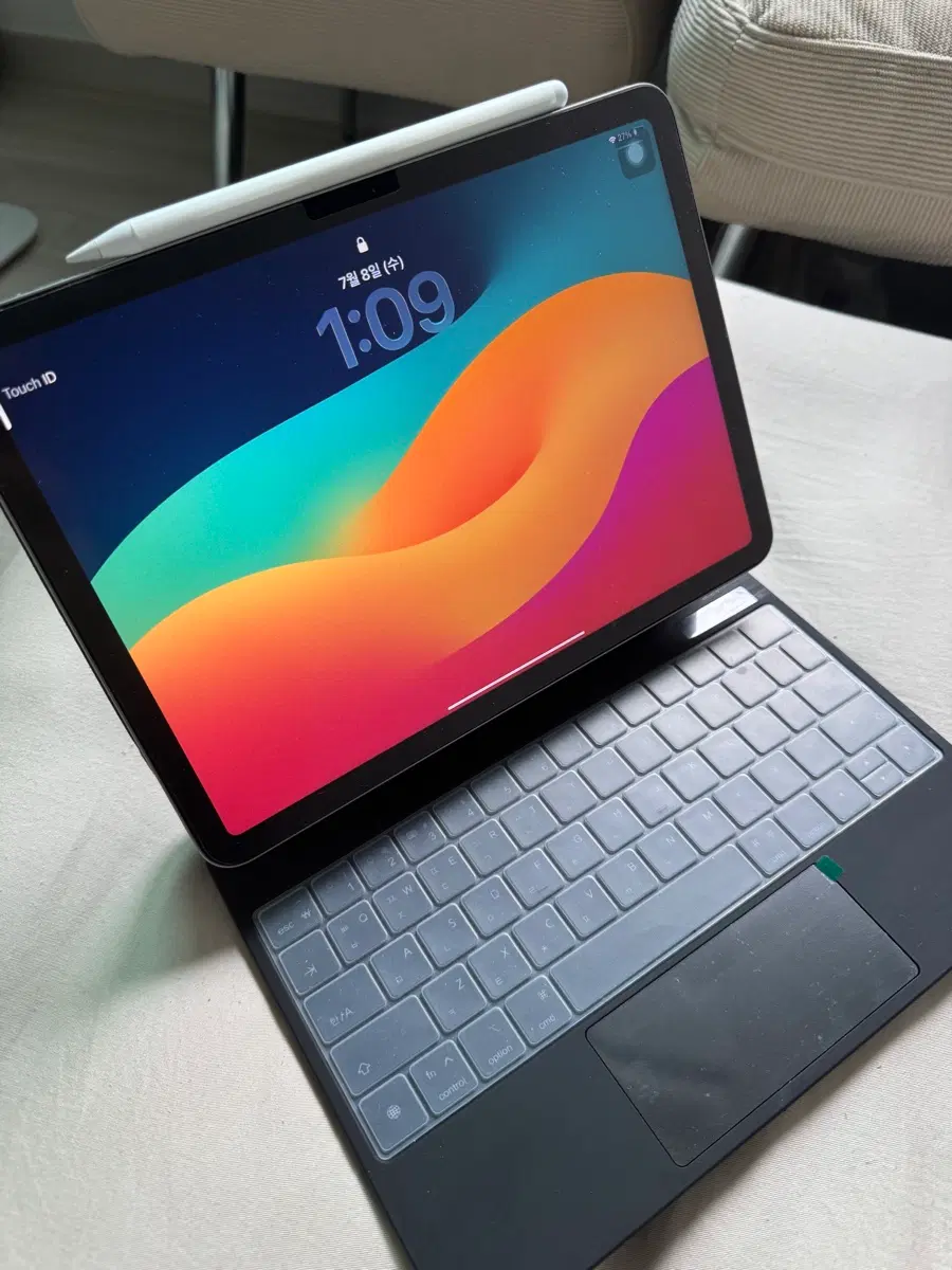 S급 아이패드11m2wifi256+키보드