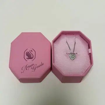 스와로브스키 아리아나 그란데 목걸이