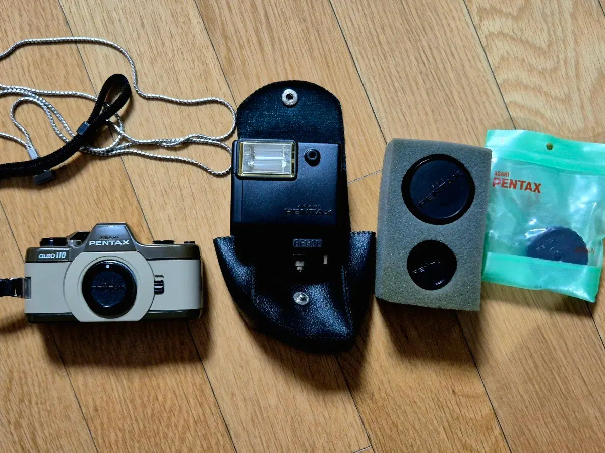 [레어한정판] 펜탁스 110 사파리  바디+24mm+50mm+플래쉬 세트