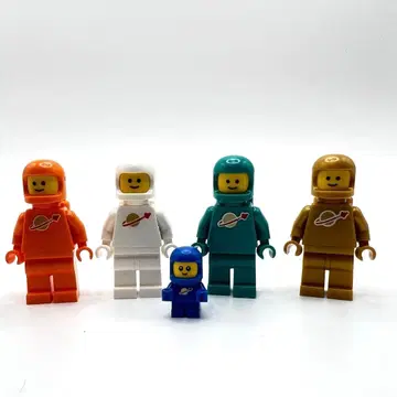 J17 LEGO 새상품 클래식 디자인 우주 비행사 미니 피규어 5종 세트