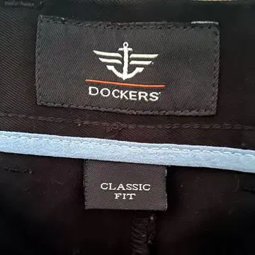 DOCKERS 클래식 핏 치노 팬츠 W36 투 턱 블랙