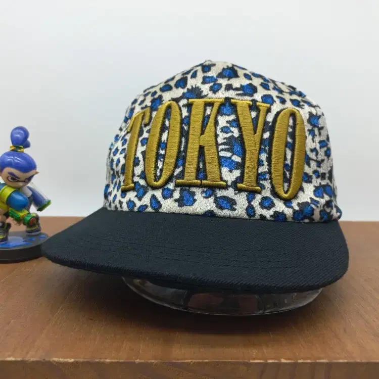 TOKYO 힙합 스냅백 모자 도쿄 뱀프터쉬 레오파드 멀티