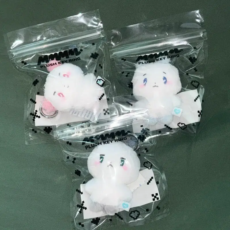 플레이브 므메미무 키링 몌무, 므모, 먀미 일괄