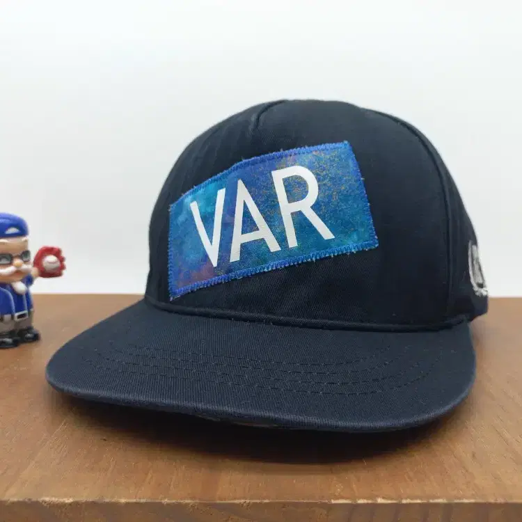 빈티지 힙합 스냅백 바잘 박스 로고 모자 VARZAR 모자 블랙
