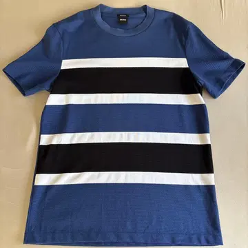 [새상품급] BOSS HUGO BOSS T셔츠 보더 반팔