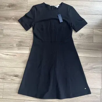 TOMMY HILFIGER 반팔 원피스 블랙 S/P