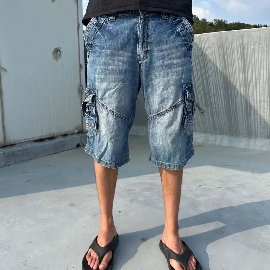 에드윈(EDWIN) 워싱 데님 카고 쇼츠 반바지