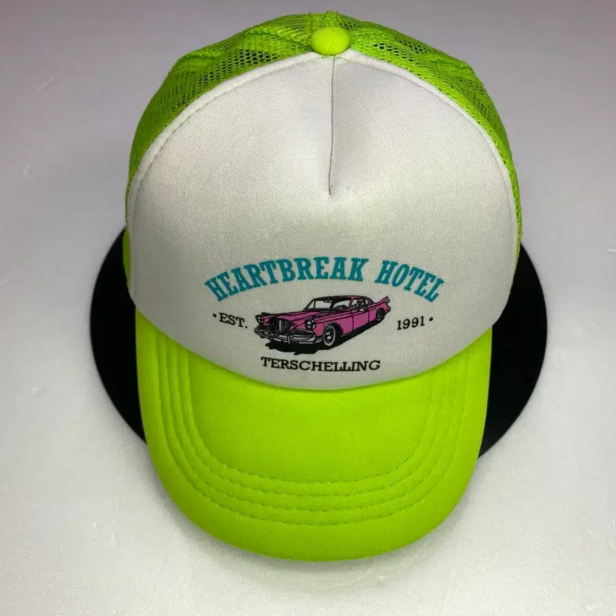 Hotel vintage trucker cap (여성용)