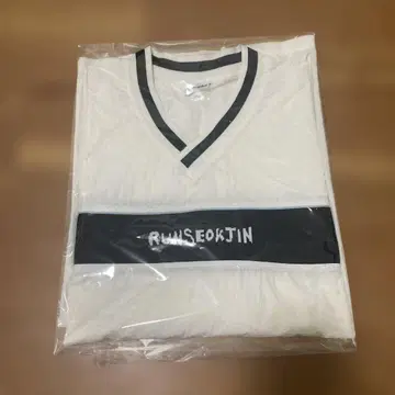 BTS JIN 진 T셔츠 RUN SEOKJIN