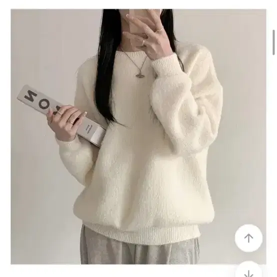 여리 오버핏 라운드 긴팔니트 새거