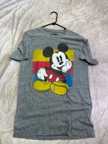 Disney 미키마우스 T셔츠 S사이즈