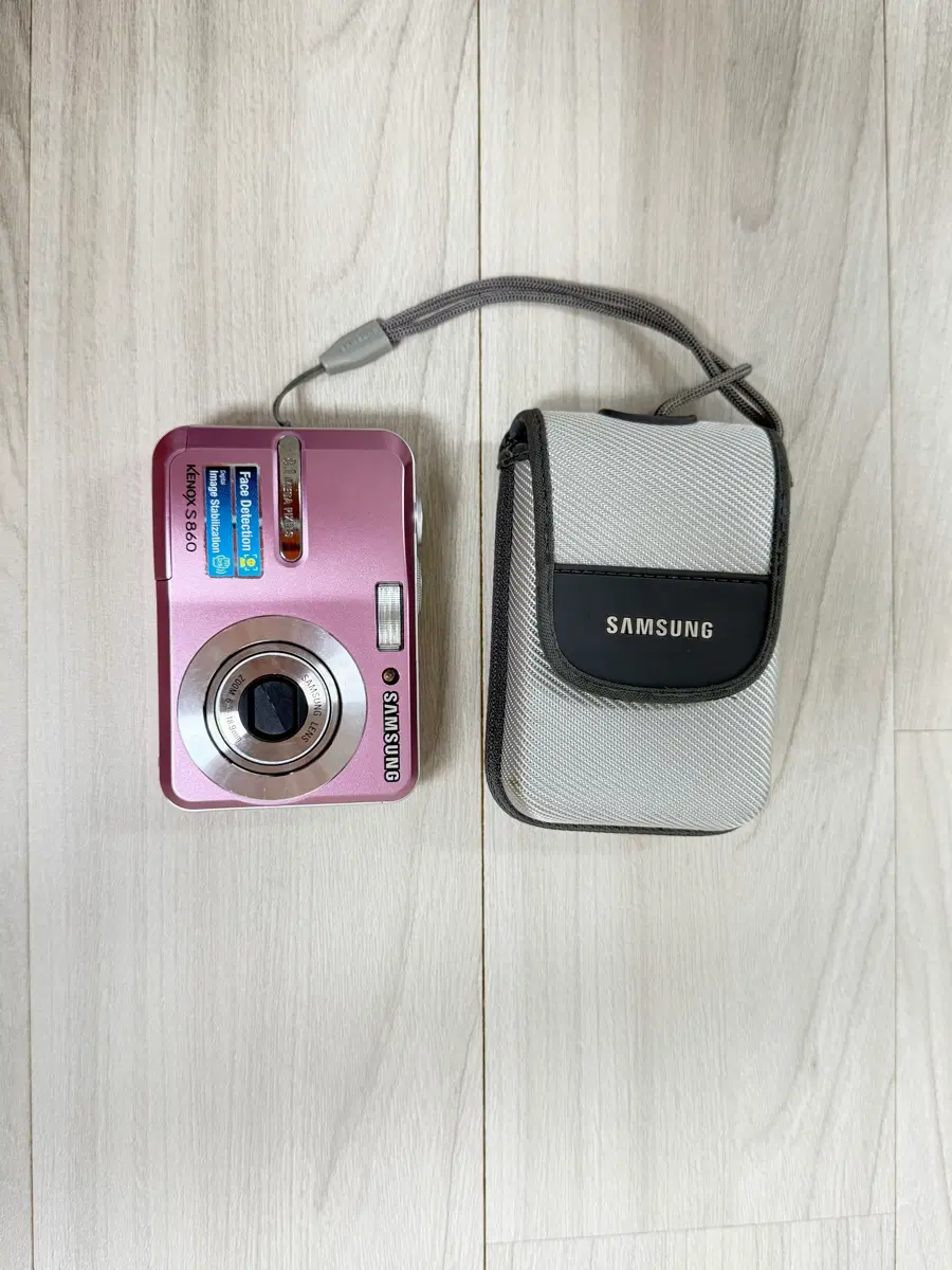 삼성 케녹스 S860 핑크 디카 32기가 포함