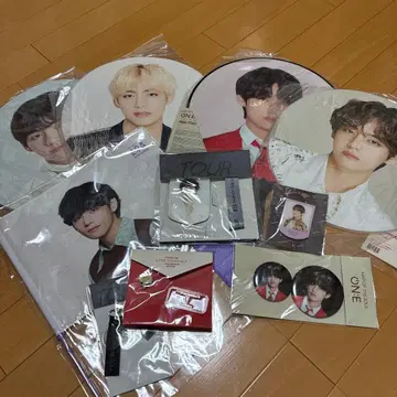 BTS V 태현 부채 굿즈 세트