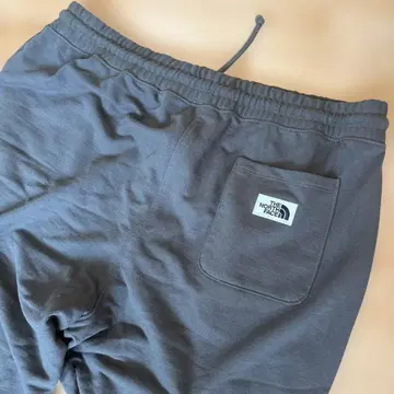 미사용 새상품 택 포함 THE NORTH FACE 스웨트 팬츠 올리브