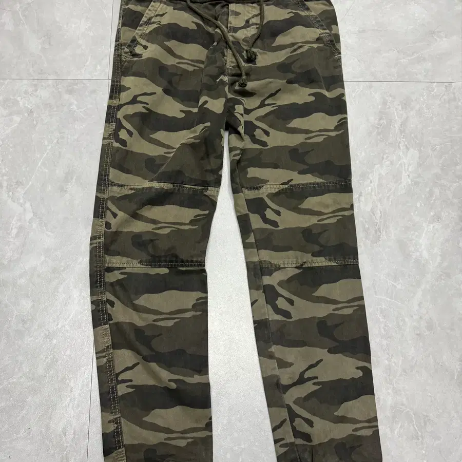 M (34) 아베크롬비 Abercrombie 바지