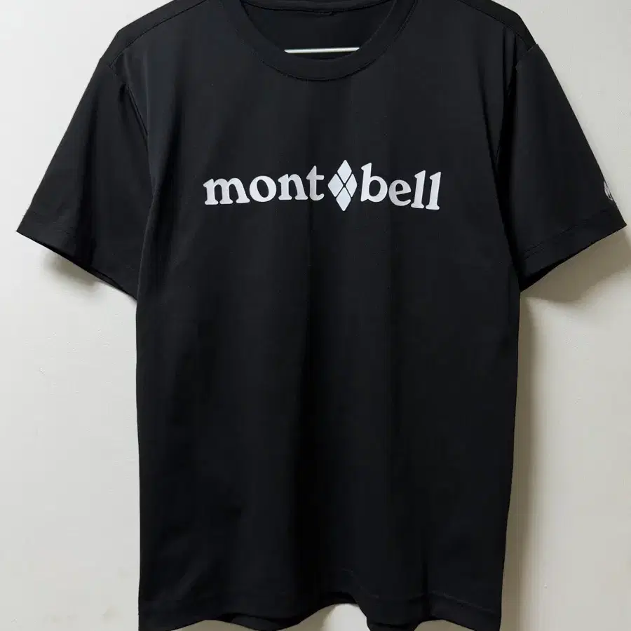 몽벨 (8120)