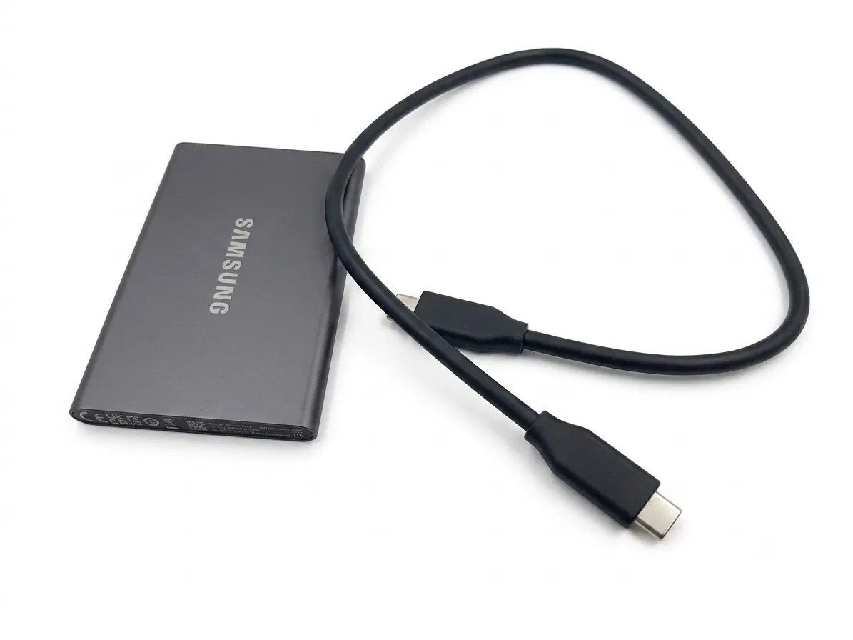 삼성 휴대용 외장 하드 SSD 1TB USB-C 케이블 포함