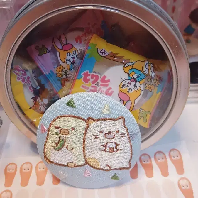스미코구라시 자수 틴뱃지(일본직수입상품)