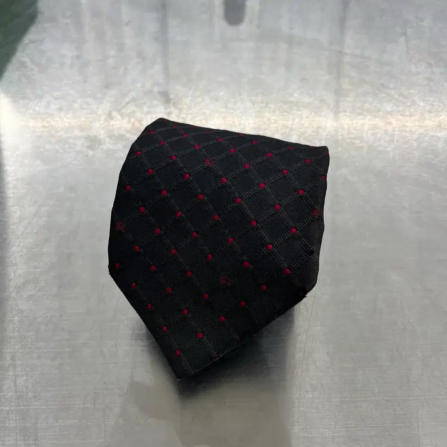 버버리 빈티지 체크 패턴 넥타이 9cm
