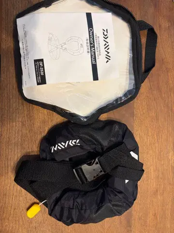 다이와 수동 팽창식 구명 조끼 DF-2520