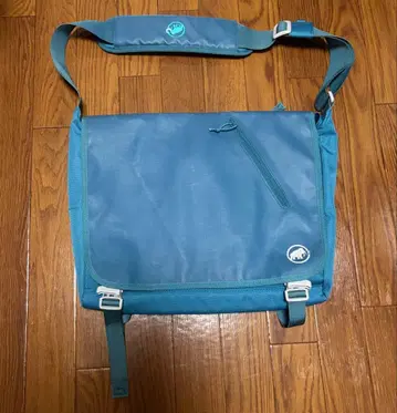MAMMUT 메신저 백 블루