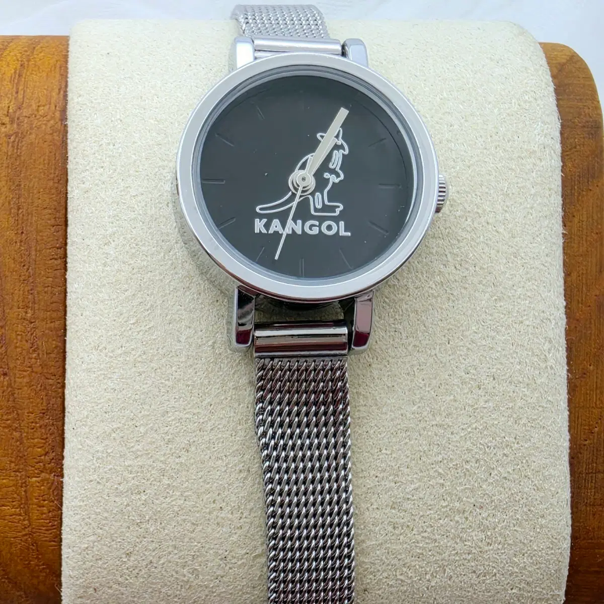 <캉골> 여성 메쉬 시계 블랙 KG-21432