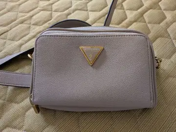 GUESS 숄더백 USA 라이트 그레이