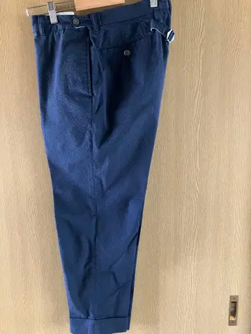 BEAMS PLUS 시어서커 슬랙스 네이비 M