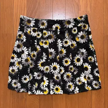 MOSCHINO CHEAPANDCHIC 데이지 패턴 플리츠 스커트