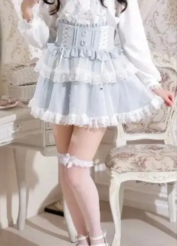 NOEMIE 양산형 백리본 펄 튤 티어드 치마바지 색스 블루