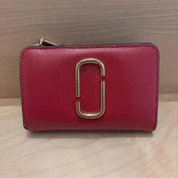 MARC JACOBS 이단 접이식 지갑 핑크