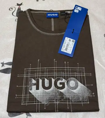 New with tags: HUGO BOSS 남성 티셔츠 M