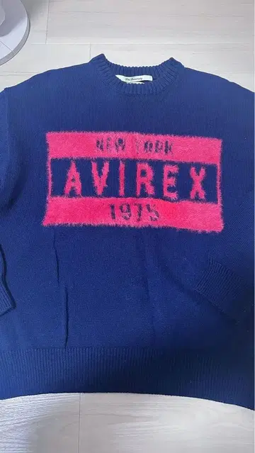 AVIREX 스웨터 네이비