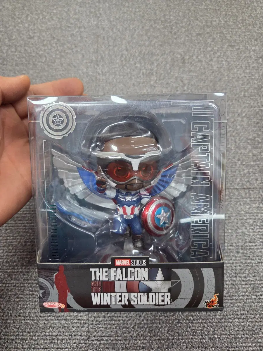 핫토이(Hot Toys) 캡틴아메리카(샘윌슨) COSB857