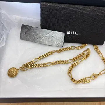 M.U.L. 체인 목걸이 매트 골드 코인 참 54cm