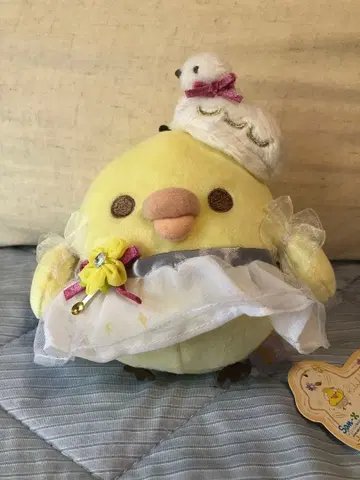 [리락쿠마] 봉제 인형 키이로이토리 백조와 골드 컬러 꽃